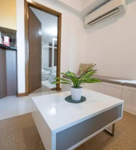 Apartment A2j Luxury 1br Balcony Venice Near Malls *